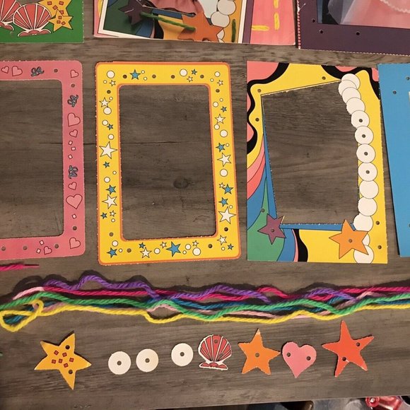 1992 Golden Barbie Lace-Ups - Picture 5 of 7